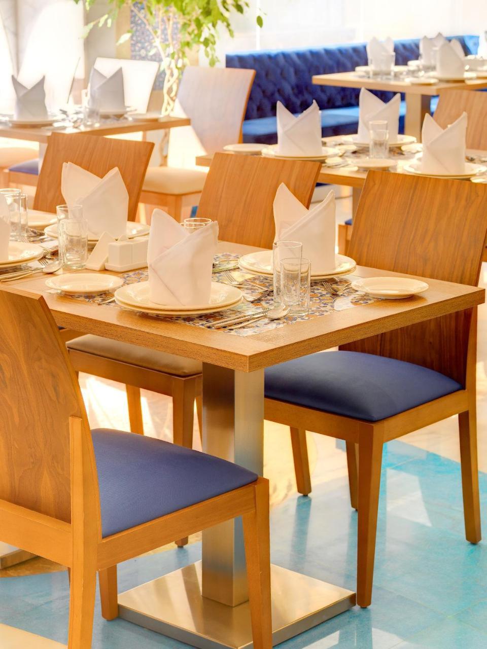 Hotel Tulip Al Dar Rawafed 3*